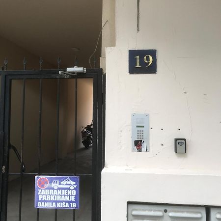 Apartman Kristina Free Parking 노비사드 외부 사진