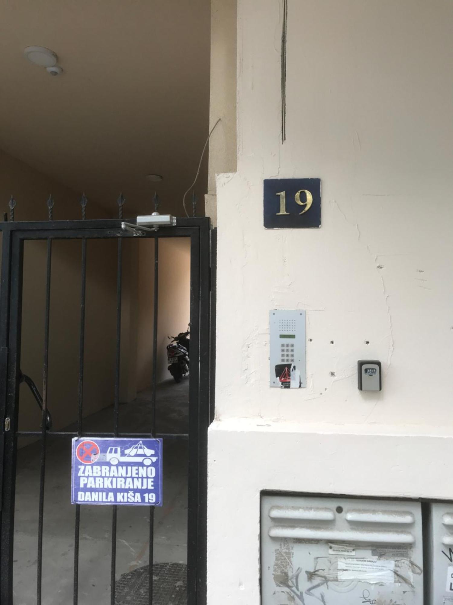 Apartman Kristina Free Parking 노비사드 외부 사진